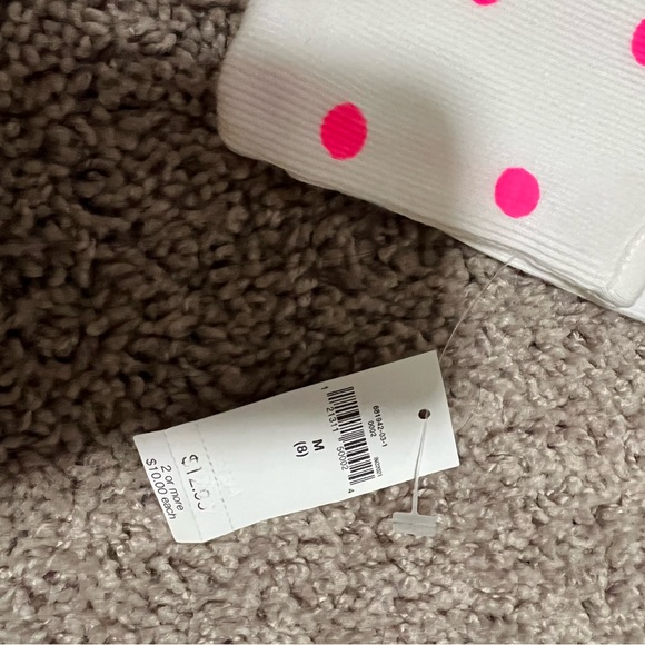 Bundle of 3 nwt gap kids tank m l xl - Picture 4 of 4